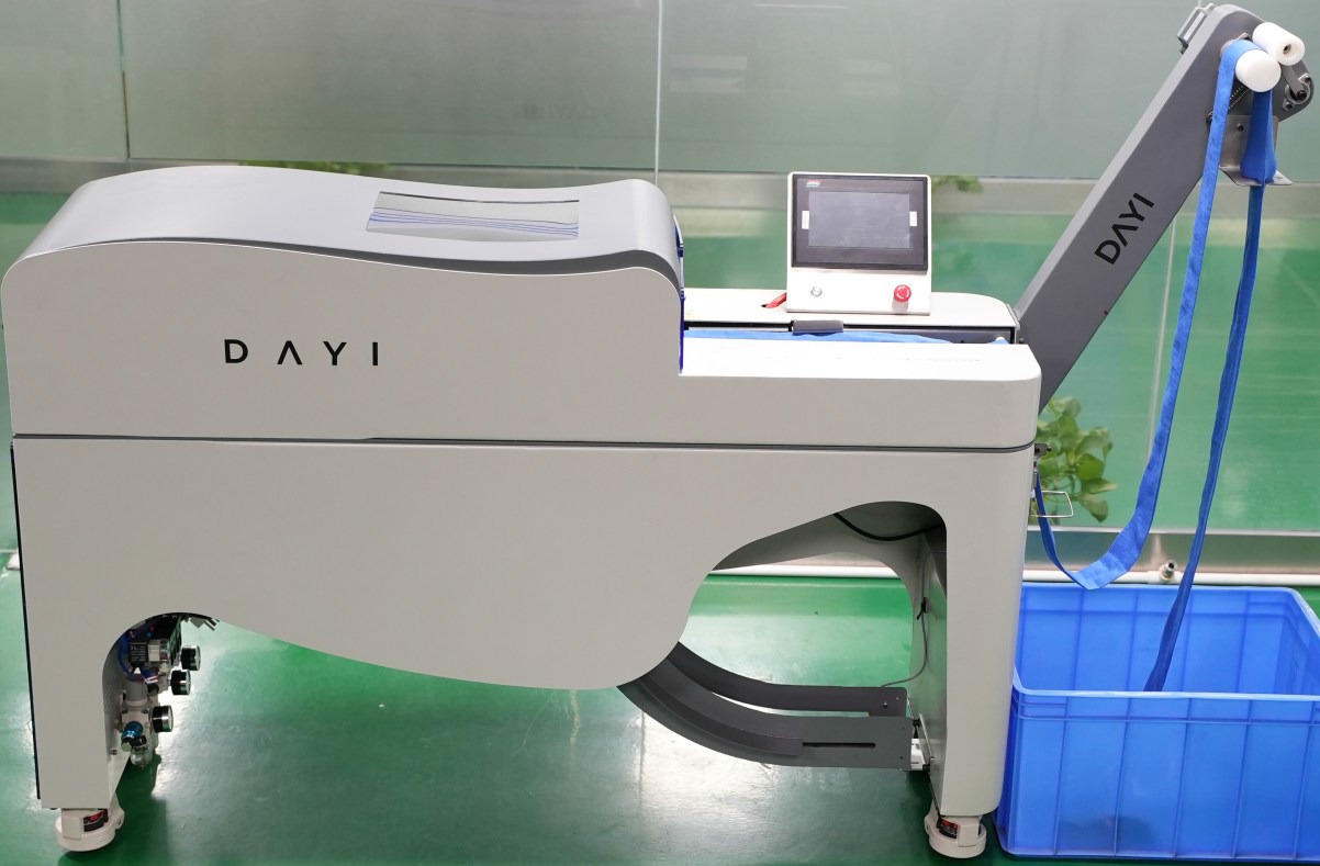 螺纹机照片 超高速自动翻切螺纹袖口机 High Speed Automatic turning and cutting rib-knit cuff machine