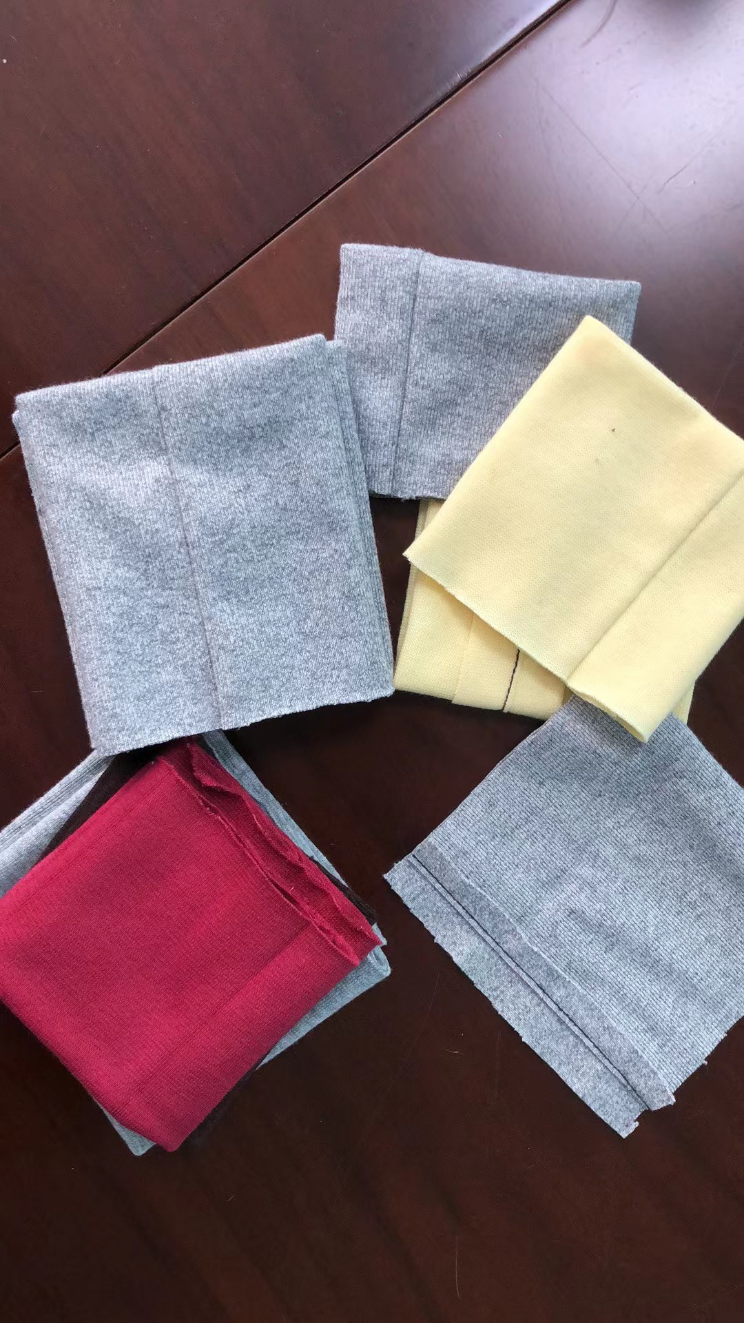 finished sample High Speed Automatic turning and cutting rib-knit cuff machine